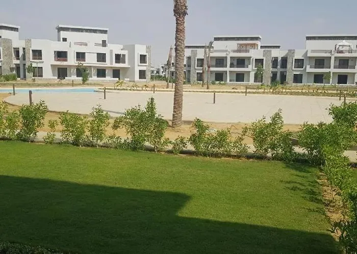 Ground With Private Garden - Mousa Coast L1103 Apartment