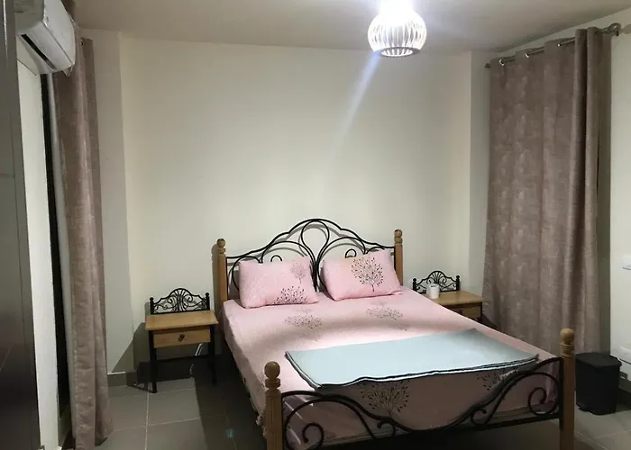Ground With Private Garden - Mousa Coast L1103 Apartment